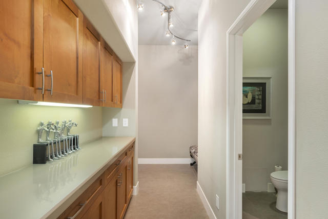 187 Kavenish Drive, Rancho Mirage CA: https://media.crmls.org/mediaz/f6d448a2-31f4-4286-b75a-30b3b10c2ecc.jpg