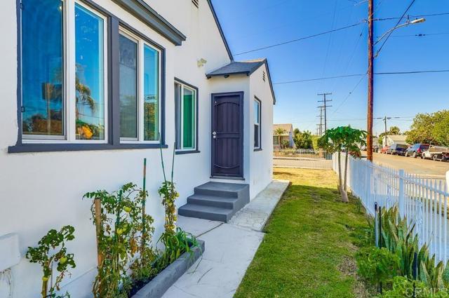 Detail Gallery Image 24 of 25 For 900 W Brazil St, Compton,  CA 90220 - 3 Beds | 1 Baths