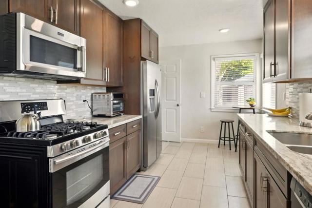 640 17th Avenue, Santa Cruz CA: https://media.crmls.org/mediaz/f6d4dea7-fa33-4efb-b28c-ff5c84f5ed6f.jpg