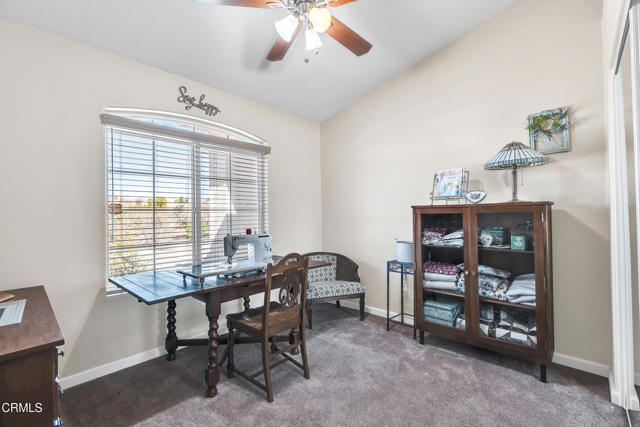 17717 Bangor Avenue, Hesperia CA: https://media.crmls.org/mediaz/f6d5ea86-9dc7-424a-b032-b2a53db2409f.jpg