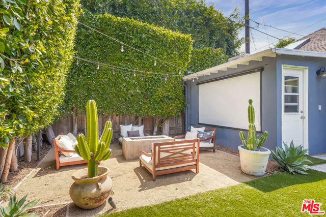 2590 Armacost Avenue, Los Angeles CA: https://media.crmls.org/mediaz/f6d6524e-7378-47f0-8ba7-3fb12e424872.jpg