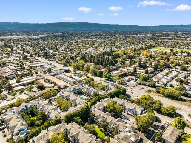 605 Arcadia Terrace, Sunnyvale CA: https://media.crmls.org/mediaz/f6d6afd1-5f8b-4b6a-838c-359747f60e5c.jpg