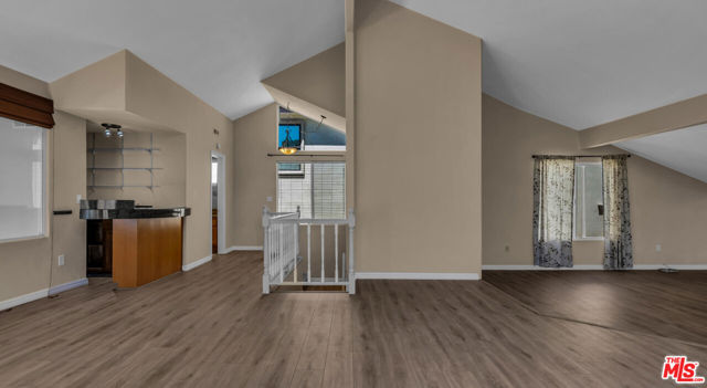 16661 Carousel Lane, Huntington Beach CA: https://media.crmls.org/mediaz/f6d7c2b2-8f9d-4b6e-a61c-f0295209bb11.jpg