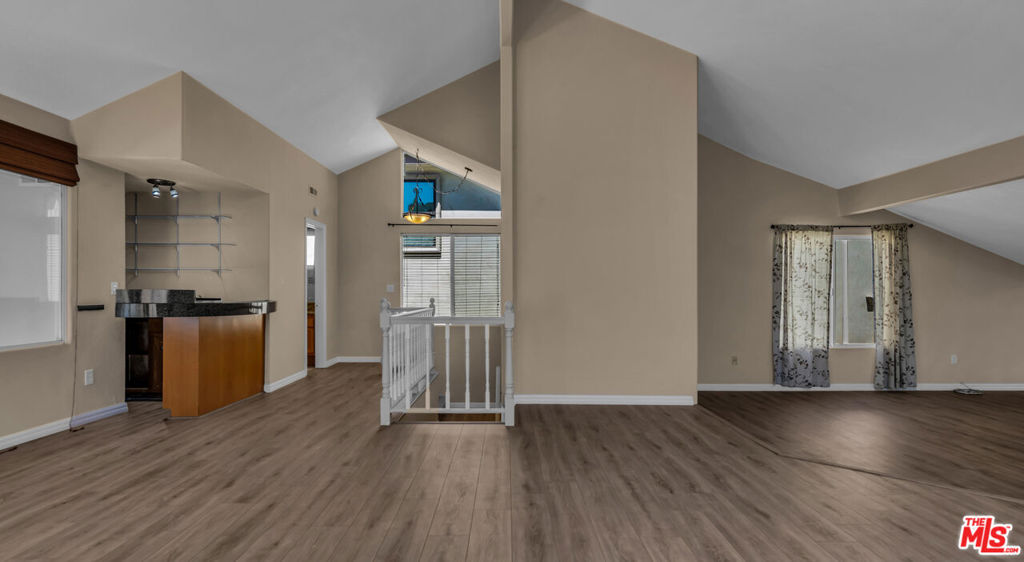 MLS #25543671 img 36