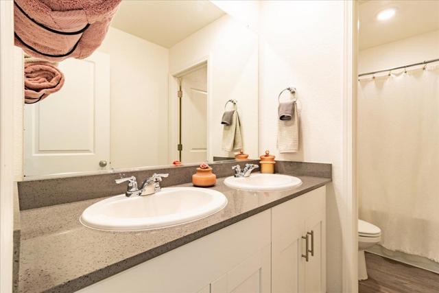 1367 Santini Avenue, Manteca CA: https://media.crmls.org/mediaz/f6d84144-2ada-4cc6-b233-f7ae7abbb14c.jpg