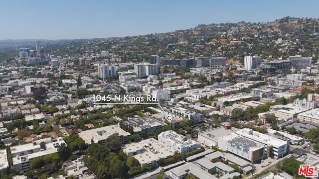 1045 North Kings Road, 204 photo 11