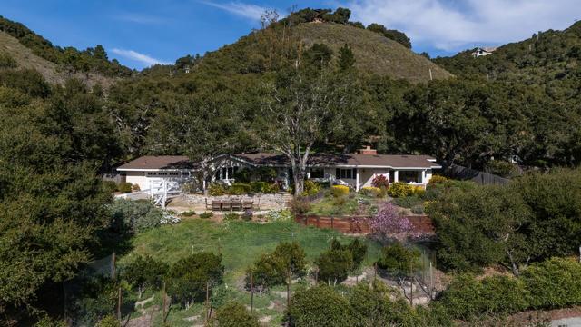 167 El Caminito Road, Carmel Valley CA: https://media.crmls.org/mediaz/f6da3683-2441-4425-ae35-3c59b3393dbd.jpg