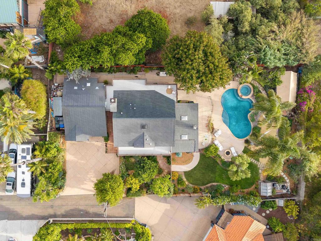 627 Ezee Street - photo 2