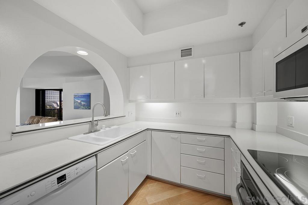 100 Harbor Drive - photo 17