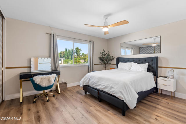 363 Larcom Street, Thousand Oaks CA: https://media.crmls.org/mediaz/f6dc27e7-4b7c-4653-acc3-31ebbf46f72b.jpg