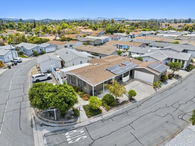 Detail Gallery Image 37 of 58 For 631 via Costa Rica, Vista,  CA 92081 - 2 Beds | 2 Baths