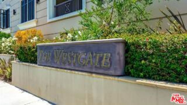 11847 Gorham Avenue, Los Angeles CA: https://media.crmls.org/mediaz/f6dce9a6-be26-4978-a97d-cc871fbb38d2.jpg