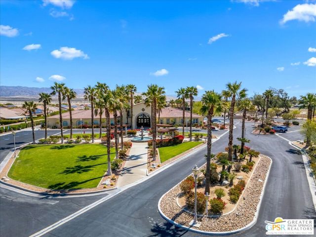 3764 Serenity Trail, Palm Springs CA: https://media.crmls.org/mediaz/f6dceb08-ec11-4e4c-aa12-fcc7fad089e6.jpg