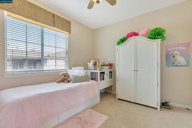 1489 Menton St, Danville CA: https://media.crmls.org/mediaz/f6dd027b-a856-4ffc-b4ae-4fd05ce1d810.jpg
