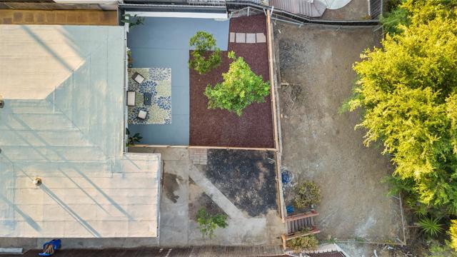 3811 Boren St, San Diego CA: https://media.crmls.org/mediaz/f6dda86b-70de-445c-bc14-b269c7bf890d.jpg