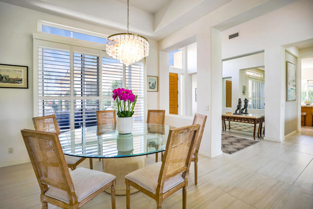 371 Tomahawk Drive, Palm Desert CA: https://media.crmls.org/mediaz/f6df663f-2f7c-45c5-9363-c5c1081a400a.jpg