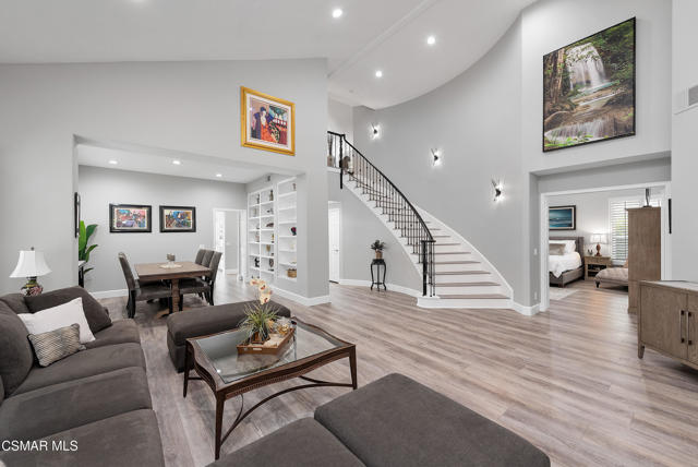 4646 Pine Valley Place, Westlake Village CA: https://media.crmls.org/mediaz/f6df807d-358b-415e-899e-85f3deeb4c58.jpg