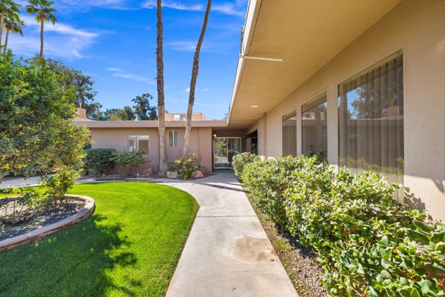 79302 Montego Bay Drive, Bermuda Dunes CA: https://media.crmls.org/mediaz/f6df857e-0994-4b51-bb2c-2d870319f72a.jpg