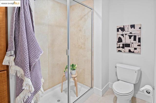438 W Grand Ave, Oakland CA: https://media.crmls.org/mediaz/f6e10e5d-b2c5-49ca-b44f-431c81058af4.jpg