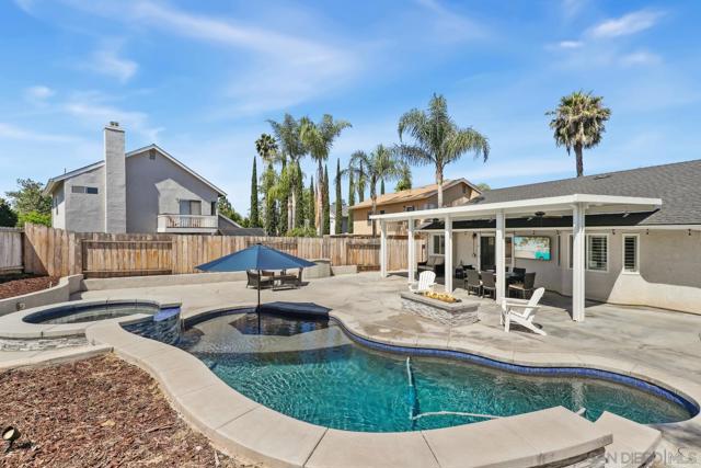 1683 Mustang Way, Oceanside CA: https://media.crmls.org/mediaz/f6e1b685-282a-4087-9355-a9ff861ad2cb.jpg