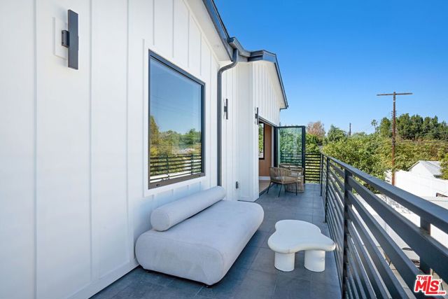 17509 Martha Street photo 40