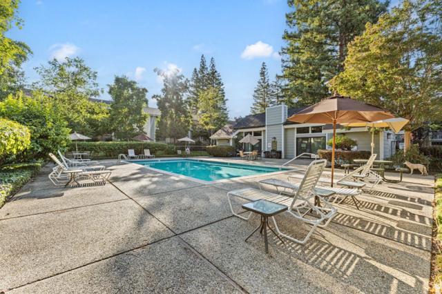 938 Clark Avenue, Mountain View CA: https://media.crmls.org/mediaz/f6e38003-55c4-461d-8d0e-e24c29c200dc.jpg