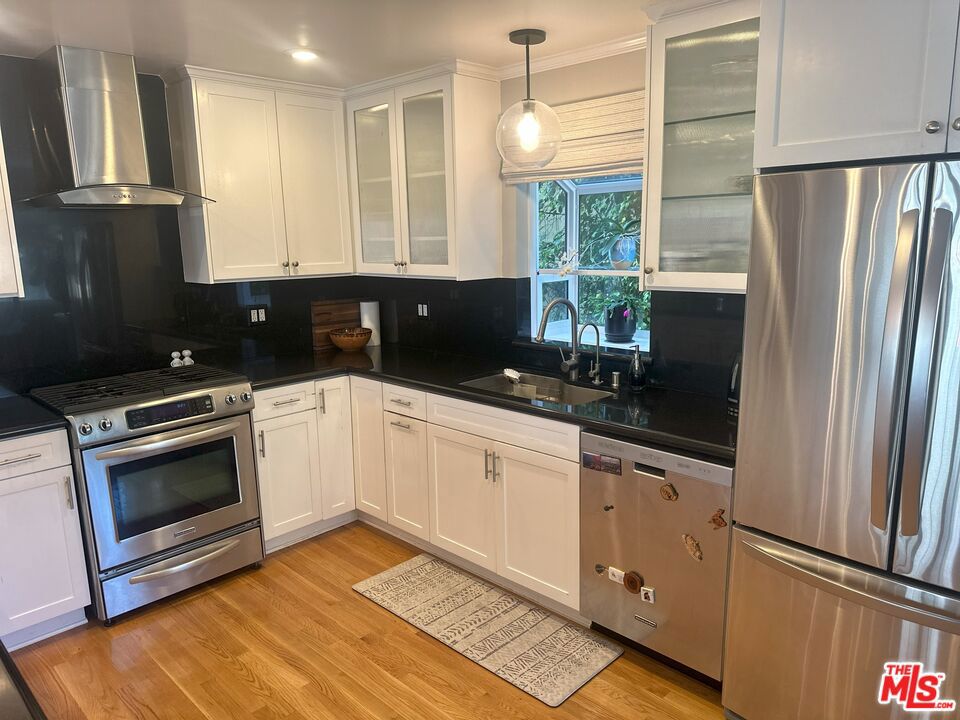 11662 Iowa Avenue #6
