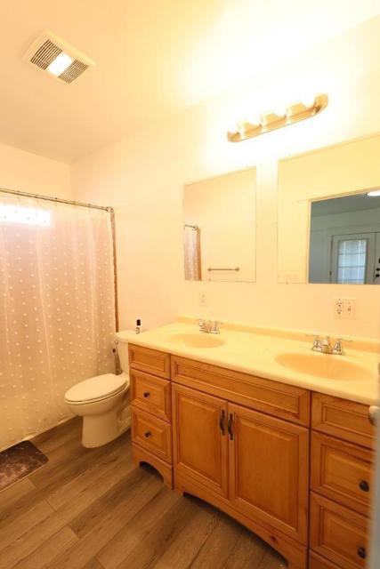 123 Chestnut Street, Salinas CA: https://media.crmls.org/mediaz/f6e40407-8515-412e-8306-b0bf576547a8.jpg