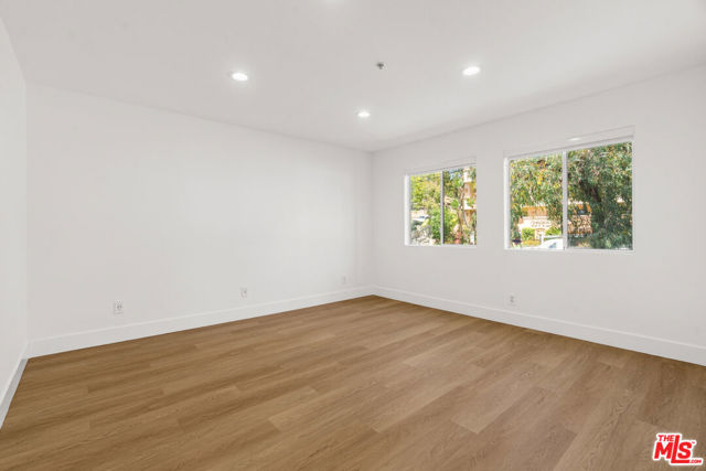 16100 West Sunset Boulevard, 104 photo 9