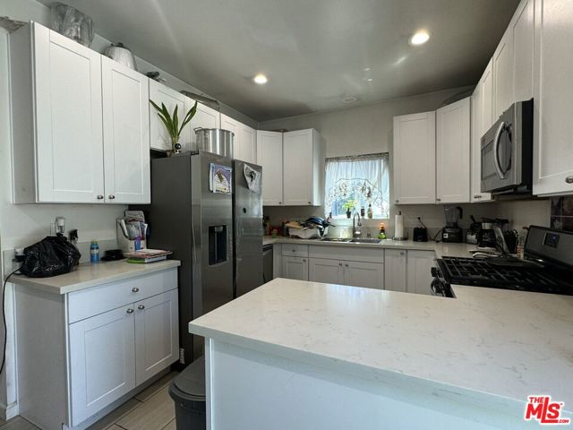 8910 Noble Avenue, North Hills CA: https://media.crmls.org/mediaz/f6e6ac85-9fcd-4a7b-9b81-9b75e1fd7f59.jpg