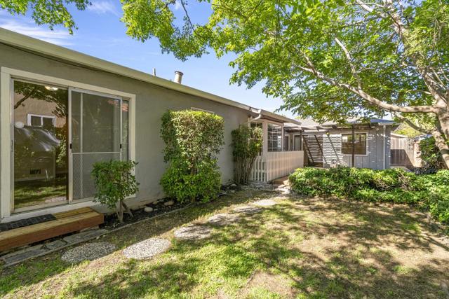 1590 Fremont Street, Santa Clara CA: https://media.crmls.org/mediaz/f6e7807b-24ec-4b0f-9db0-a9f98d0d6bb8.jpg