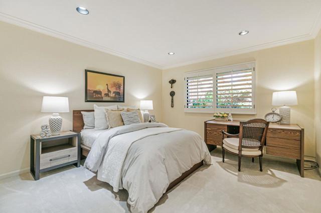 1350 Trinity Drive, Menlo Park CA: https://media.crmls.org/mediaz/f6e7d662-37fb-489a-9e27-1ff80d930a2c.jpg