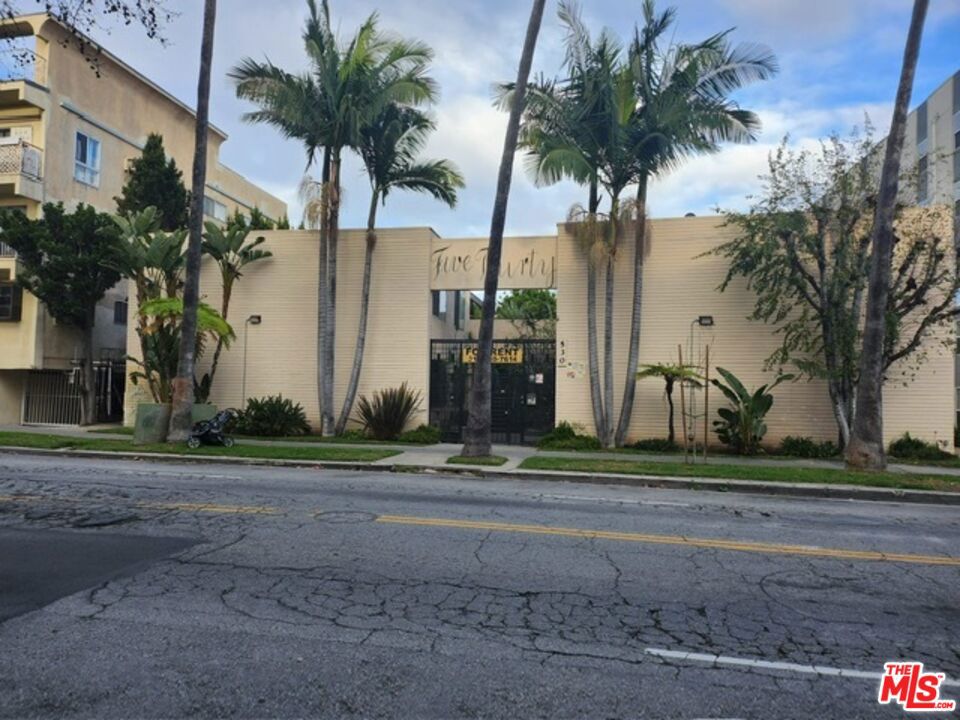 530 S Normandie Avenue #16