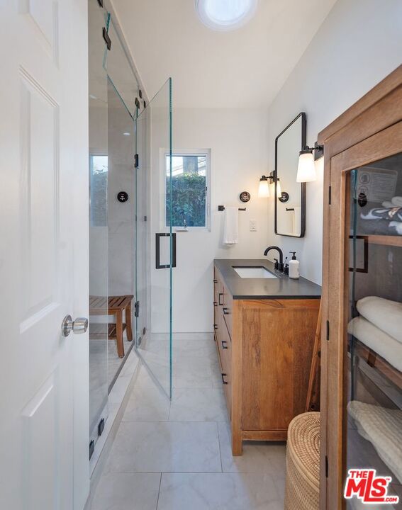 Image 7 of 17 For 342 Palisades Drive