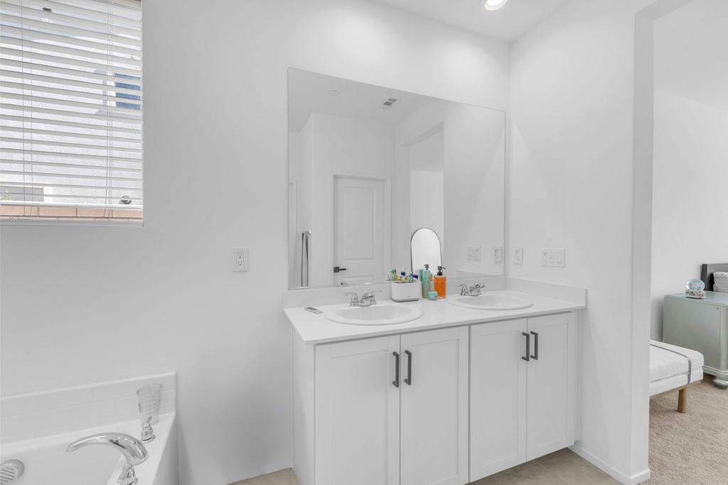 MLS #219138631DA image #33