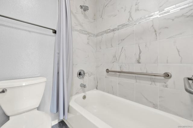 10357 Azuaga St, San Diego CA: https://media.crmls.org/mediaz/f6e8ab01-6422-4f6d-8f88-314281024d7c.jpg