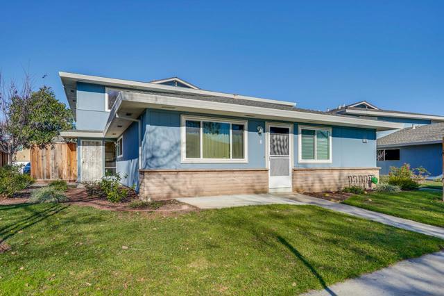 1351 Shawn Drive, San Jose CA: https://media.crmls.org/mediaz/f6e9375b-a98c-4aec-bcea-d05f1d44b899.jpg