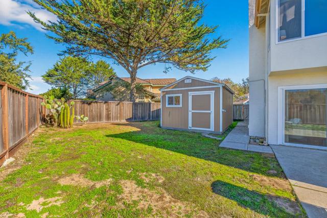 3245 Estrella Del Mar Way, Marina CA: https://media.crmls.org/mediaz/f6e94d74-343f-4d61-8afd-f92bf73077f9.jpg