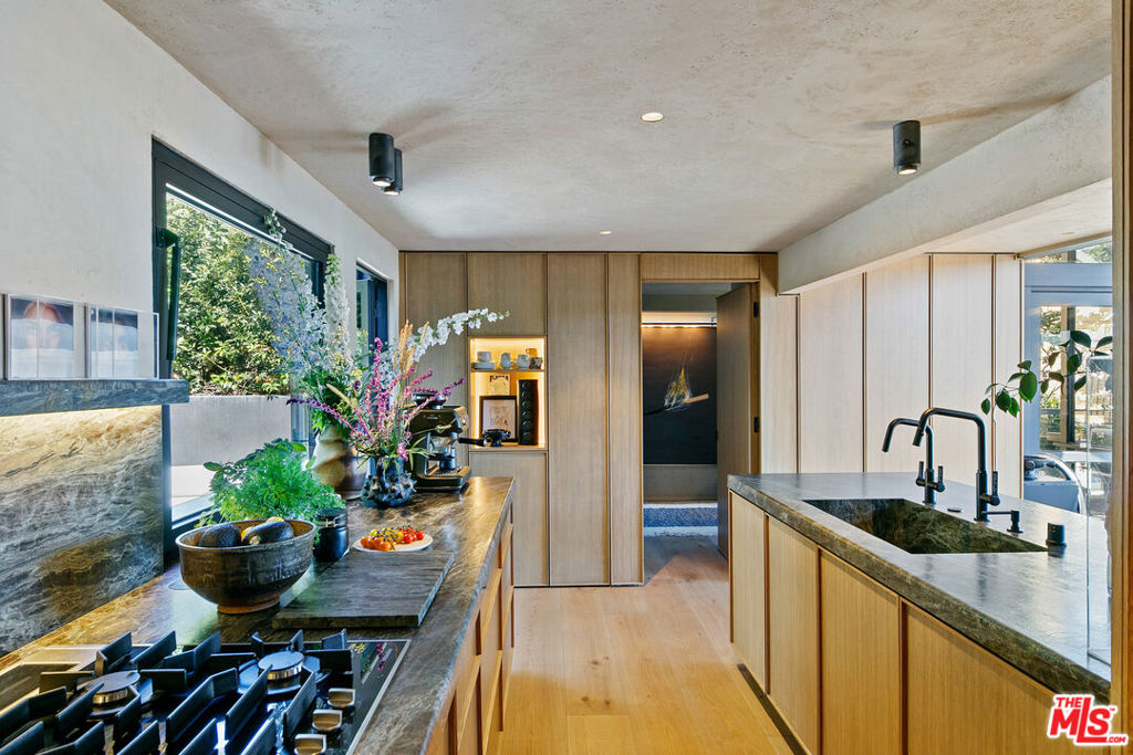MLS #26847389 image #15
