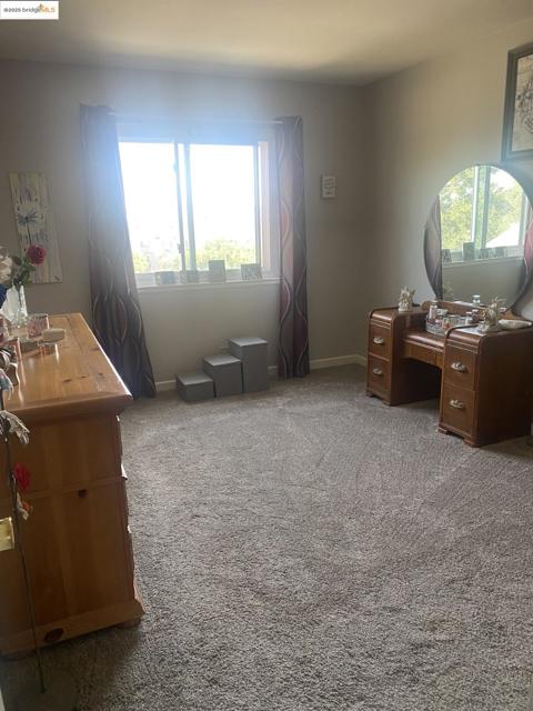 29 Palm Beach Way, Antioch CA: https://media.crmls.org/mediaz/f6eacbbf-1ca3-4dcf-b88d-56424d814f2a.jpg