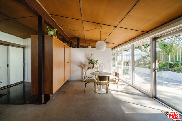 17025 Labrador Street photo 8