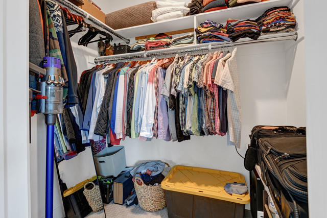 179 The Riv, Palm Springs CA: https://media.crmls.org/mediaz/f6eb5461-814d-4f04-9980-4591dc64ca06.jpg