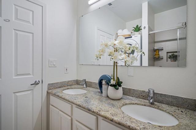 358 N El Camino Real, San Mateo CA: https://media.crmls.org/mediaz/f6ec394f-4093-4f01-8195-b4aab2db6138.jpg