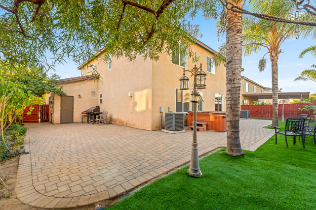 Image 33 of 50 For 25444 Delphinium Ave Avenue