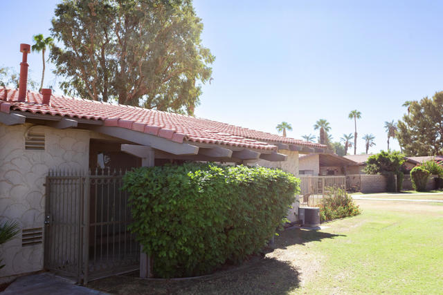 Image 44 of 69 For 82263 Odlum Drive