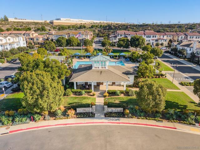 4382 Pacifica Way, Oceanside CA: https://media.crmls.org/mediaz/f6ed87d5-8010-4d5a-8bf0-2e121b7b4cfc.jpg