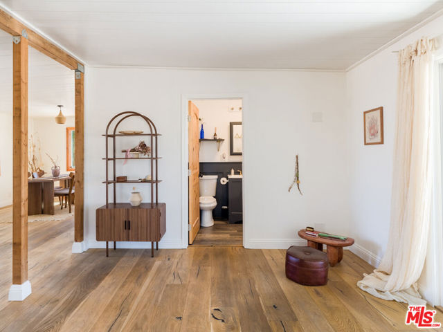 2724 Stonehill Avenue, Joshua Tree CA: https://media.crmls.org/mediaz/f6ee204a-caab-4309-8f93-76731488dfda.jpg