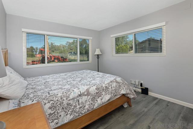 24567 Adams Ave, Murrieta CA: https://media.crmls.org/mediaz/f6ee2377-1e1c-4a2f-a119-cd04aea06f00.jpg