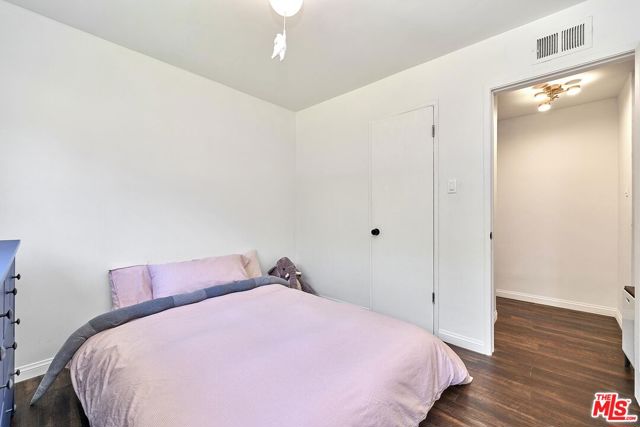 Image 17 of 42 For 5541 Marcella Avenue