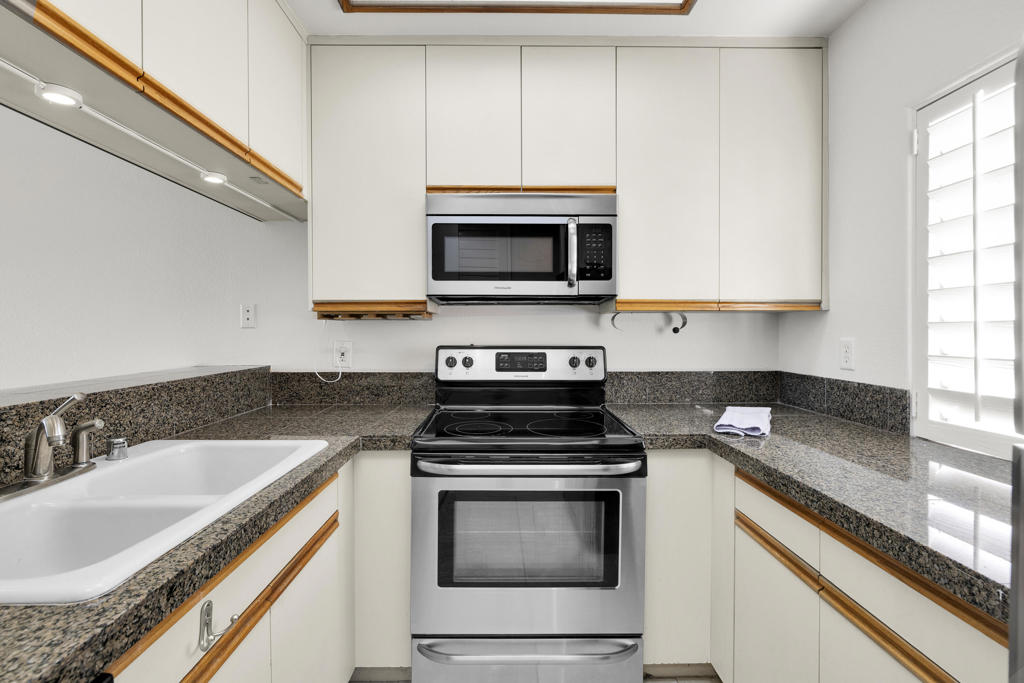 MLS #219137255DA image #12